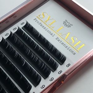 Eyelash extensions Individual